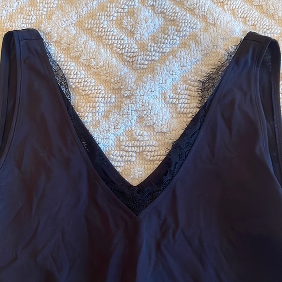 Mavi camisole - Picture 2 of 3